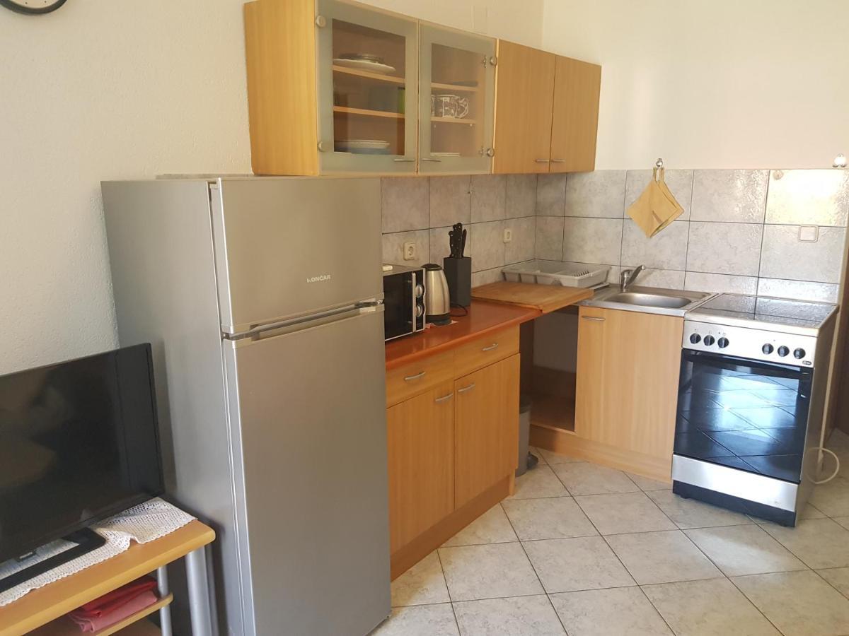 Appartamento Astra Vir Esterno foto